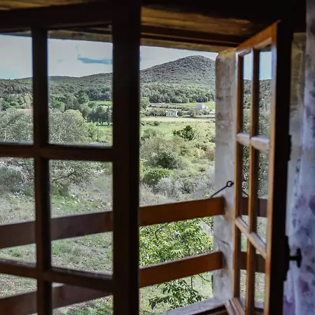 Mas Couradou Holiday home *